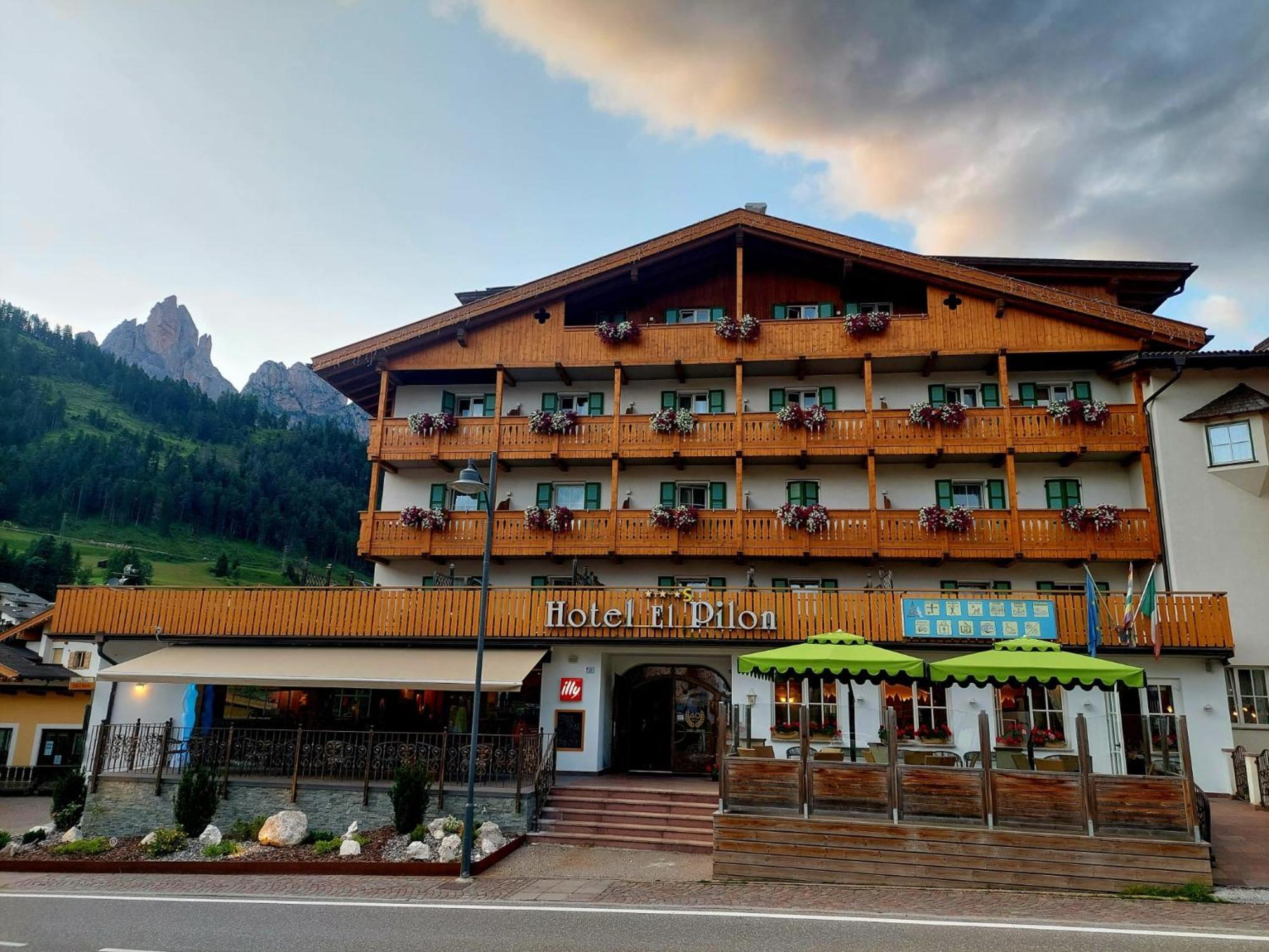 Hotel El Pilon Поцца-ді-Фасса Екстер'єр фото